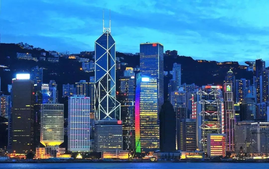 东方明珠传奇，香港岁月掠影