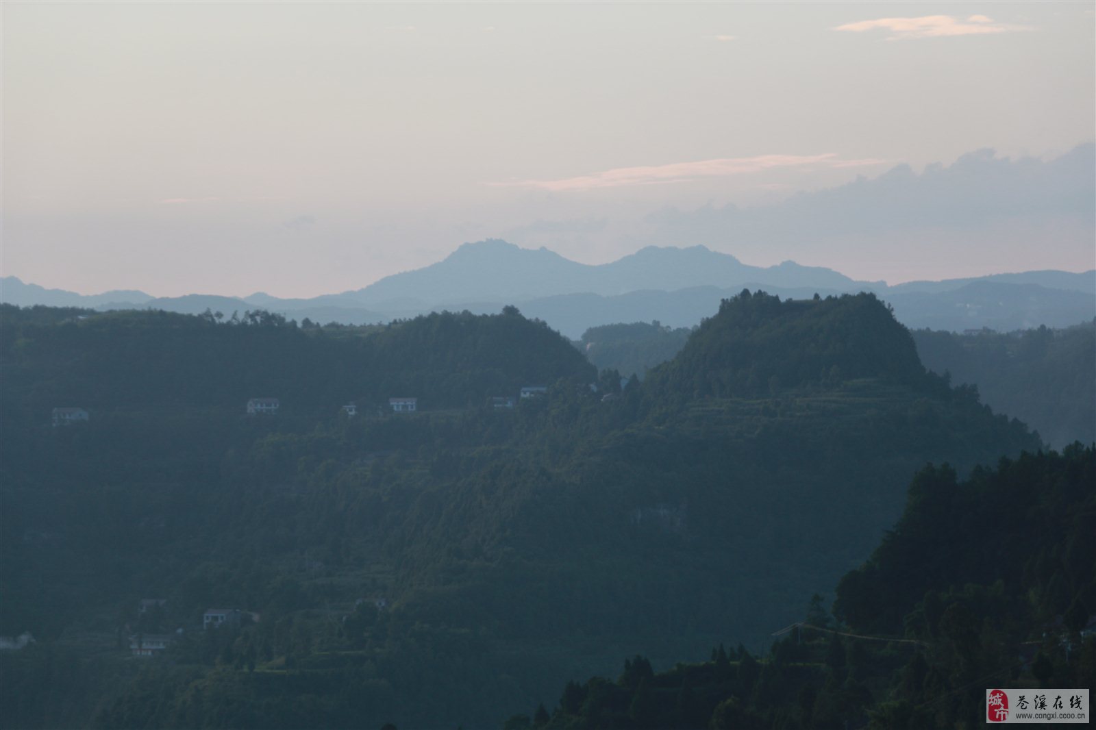 白山，自然与历史的壮丽交响之旅